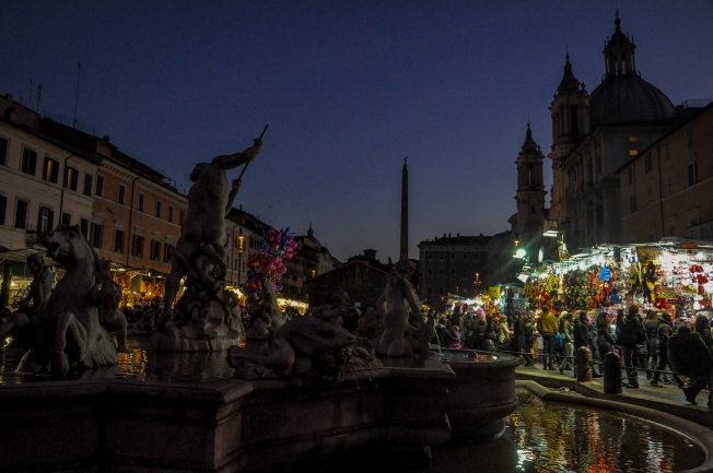 Piazza Navona & the lights from the Christmas market